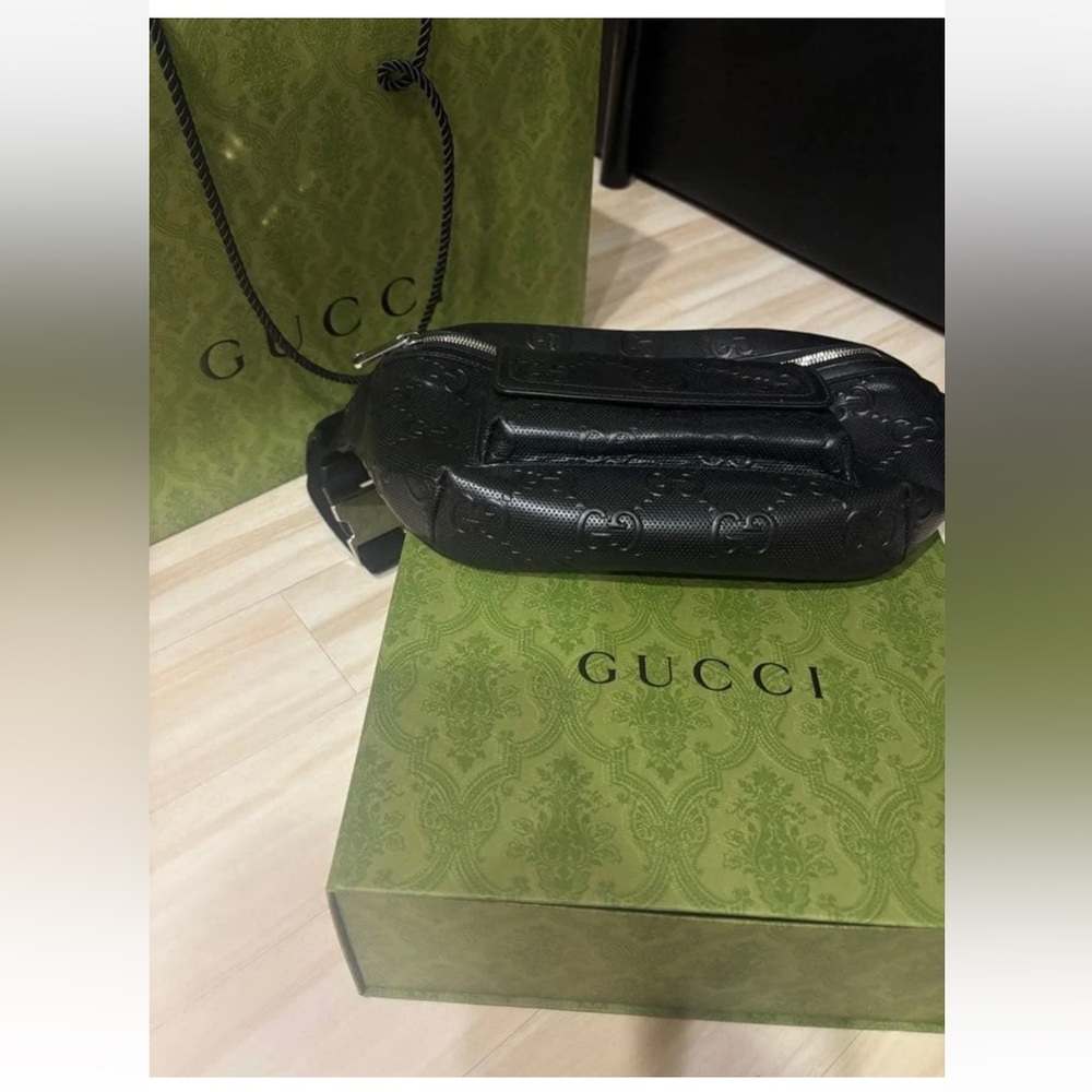 Gucci Embossed Black Belt Bag - Picture 3 of 14